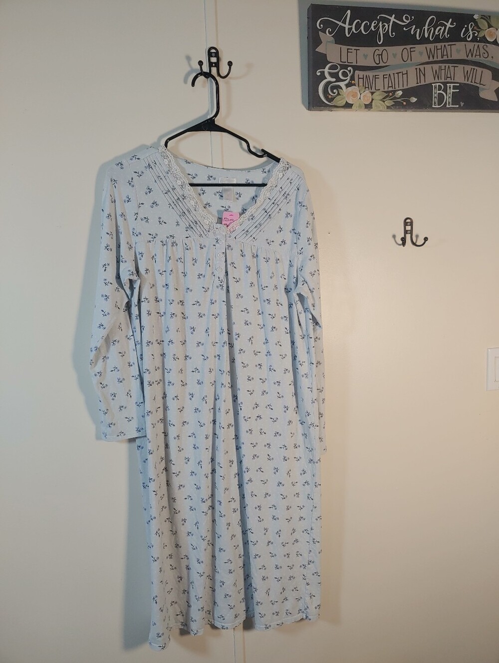 Adonna Large Beautiful Blue Floral Lace Long Sleeve Nightgown